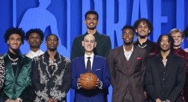 2004年湖人队奥尼尔揭秘：科比夺权与04NBA决赛失冠真相